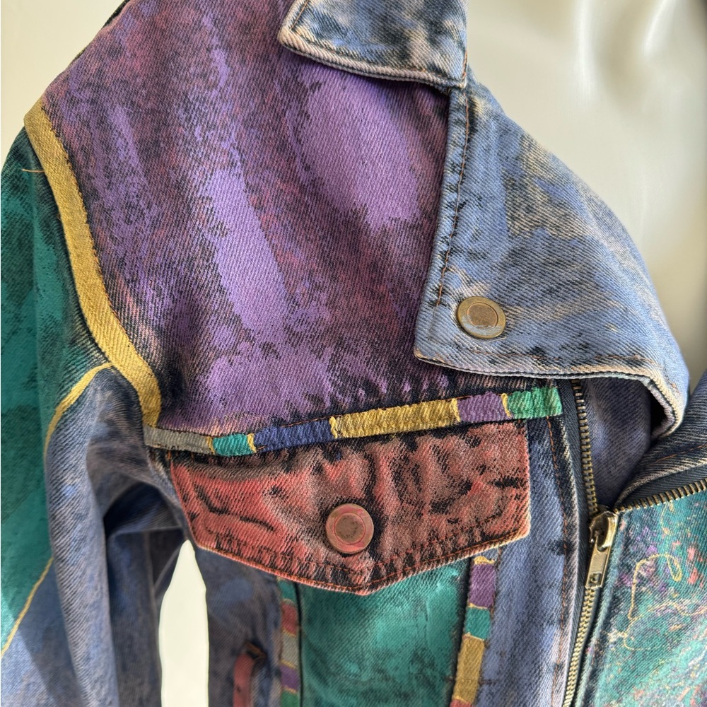 Vintage 1980s Hand Painted Denim Purple & Teal Women's Crop Jean Jacket - Picture 8 of 17